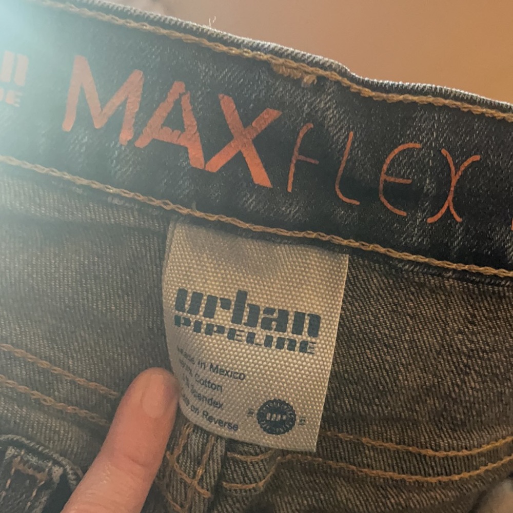 Men’s Urban Pipeline Jeans - Picture 3 of 5